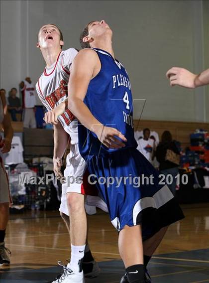Thumbnail 1 in Pleasant Grove vs. Mission Viejo (Desert Heat Invitational) photogallery.