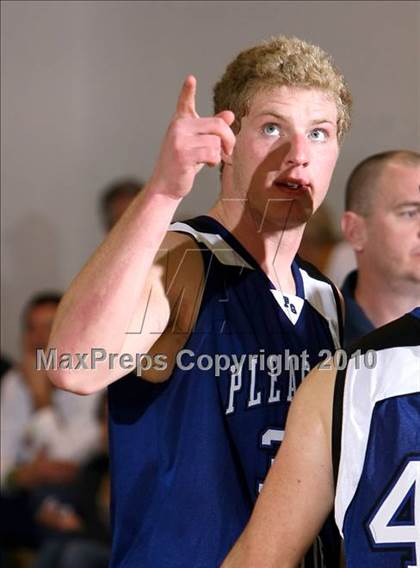 Thumbnail 2 in Pleasant Grove vs. Mission Viejo (Desert Heat Invitational) photogallery.