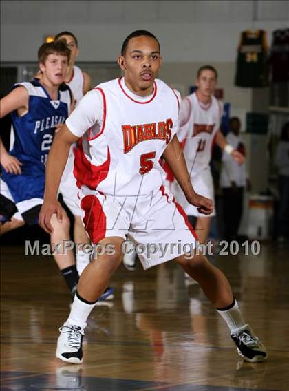 Thumbnail 2 in Pleasant Grove vs. Mission Viejo (Desert Heat Invitational) photogallery.