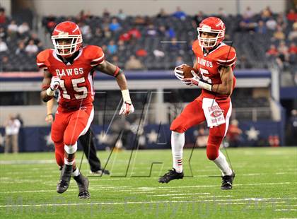 Thumbnail 2 in Carthage vs. Kilgore (UIL 3A Division 1 Final)  photogallery.