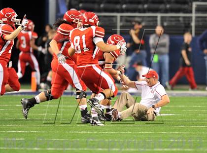 Thumbnail 1 in Carthage vs. Kilgore (UIL 3A Division 1 Final)  photogallery.