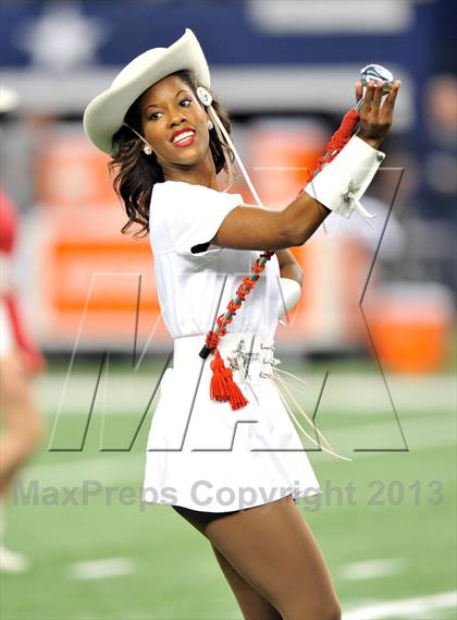 Thumbnail 3 in Carthage vs. Kilgore (UIL 3A Division 1 Final)  photogallery.