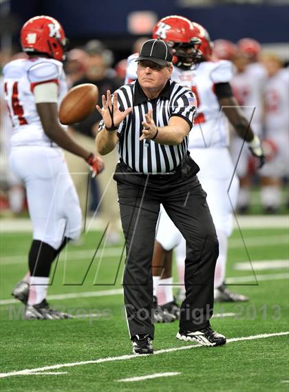 Thumbnail 2 in Carthage vs. Kilgore (UIL 3A Division 1 Final)  photogallery.