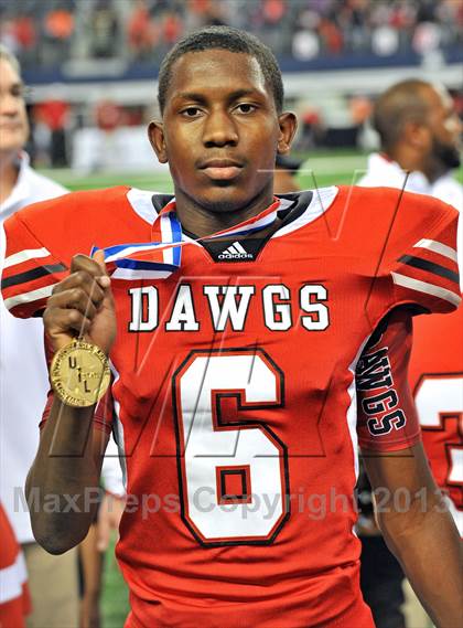 Thumbnail 3 in Carthage vs. Kilgore (UIL 3A Division 1 Final)  photogallery.