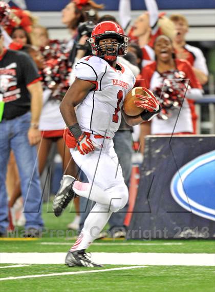 Thumbnail 2 in Carthage vs. Kilgore (UIL 3A Division 1 Final)  photogallery.