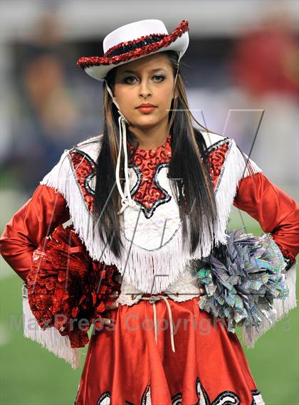 Thumbnail 2 in Carthage vs. Kilgore (UIL 3A Division 1 Final)  photogallery.