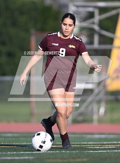 Thumbnail 1 in Villa Park @ Esperanza photogallery.