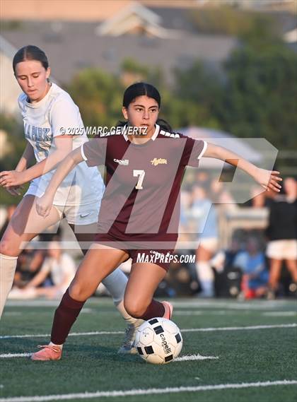 Thumbnail 3 in Villa Park @ Esperanza photogallery.