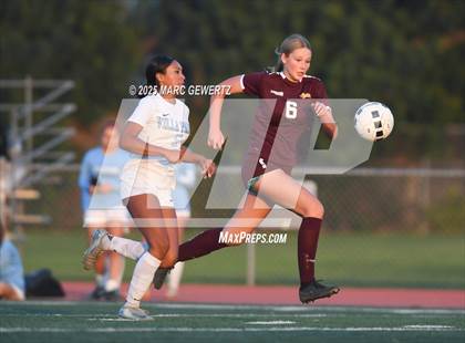 Thumbnail 1 in Villa Park @ Esperanza photogallery.