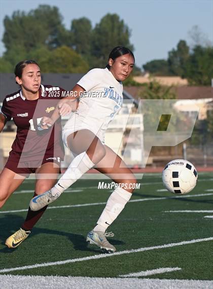 Thumbnail 1 in Villa Park @ Esperanza photogallery.
