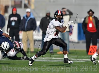 Thumbnail 2 in Aliquippa vs. Wyomissing (PIAA AA Final) photogallery.
