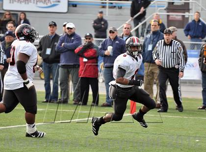 Thumbnail 3 in Aliquippa vs. Wyomissing (PIAA AA Final) photogallery.