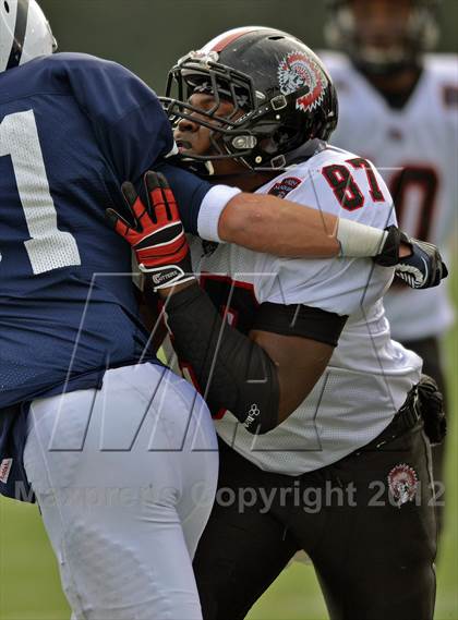 Thumbnail 2 in Aliquippa vs. Wyomissing (PIAA AA Final) photogallery.