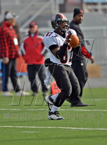 Thumbnail 2 in Aliquippa vs. Wyomissing (PIAA AA Final) photogallery.