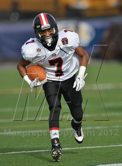 Thumbnail 1 in Aliquippa vs. Wyomissing (PIAA AA Final) photogallery.