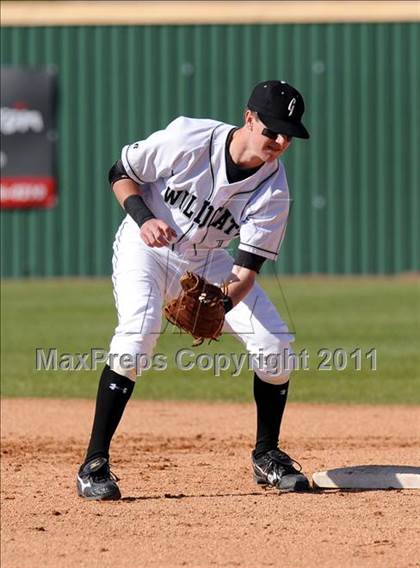 Thumbnail 3 in Newman Smith vs. Guyer (Scotland Yard Classic) photogallery.
