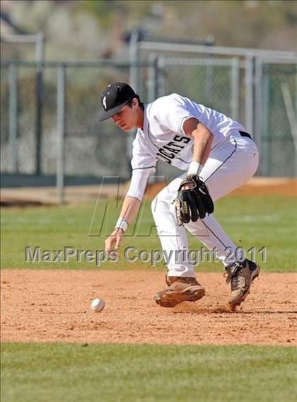 Thumbnail 1 in Newman Smith vs. Guyer (Scotland Yard Classic) photogallery.