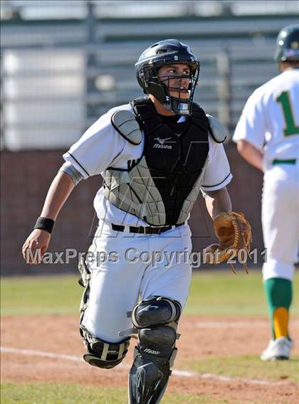 Thumbnail 1 in Newman Smith vs. Guyer (Scotland Yard Classic) photogallery.