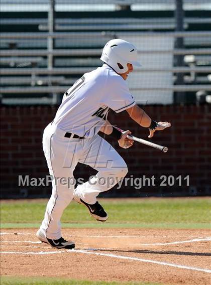Thumbnail 2 in Newman Smith vs. Guyer (Scotland Yard Classic) photogallery.