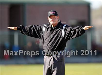 Thumbnail 1 in Newman Smith vs. Guyer (Scotland Yard Classic) photogallery.