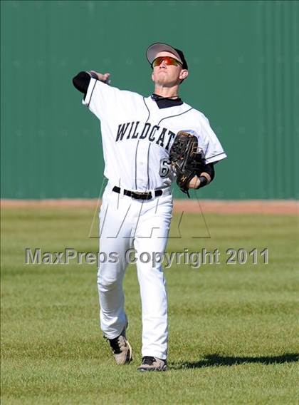 Thumbnail 3 in Newman Smith vs. Guyer (Scotland Yard Classic) photogallery.