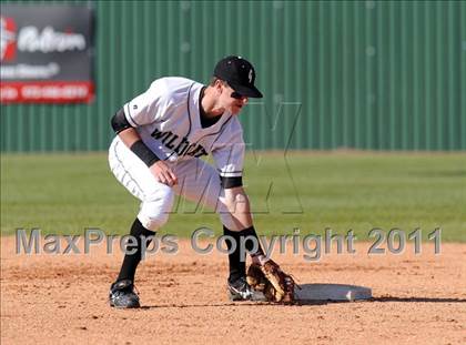 Thumbnail 1 in Newman Smith vs. Guyer (Scotland Yard Classic) photogallery.