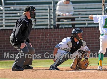 Thumbnail 2 in Newman Smith vs. Guyer (Scotland Yard Classic) photogallery.