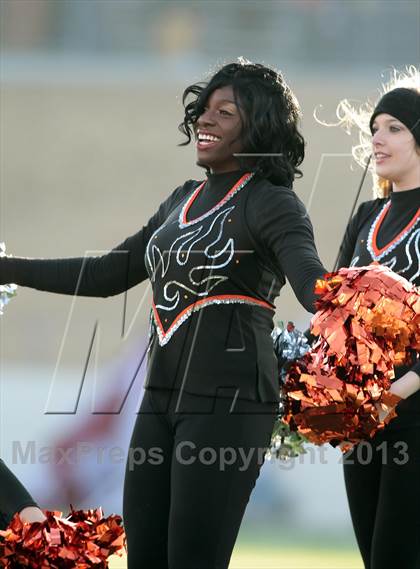 Thumbnail 1 in Ennis vs. Aledo (UIL 4A D2 Semifinal Playoff) photogallery.
