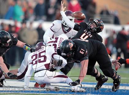 Thumbnail 1 in Ennis vs. Aledo (UIL 4A D2 Semifinal Playoff) photogallery.