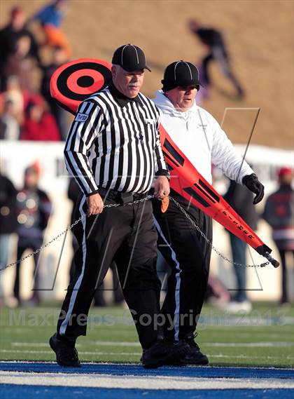 Thumbnail 1 in Ennis vs. Aledo (UIL 4A D2 Semifinal Playoff) photogallery.