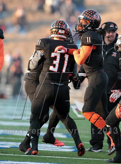 Thumbnail 1 in Ennis vs. Aledo (UIL 4A D2 Semifinal Playoff) photogallery.