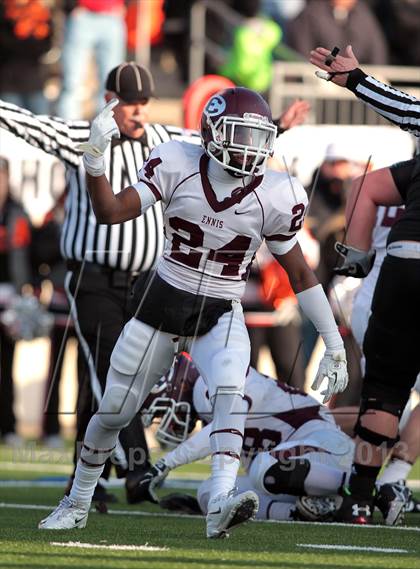 Thumbnail 3 in Ennis vs. Aledo (UIL 4A D2 Semifinal Playoff) photogallery.