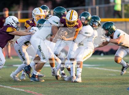 Thumbnail 2 in Royal @ Simi Valley photogallery.