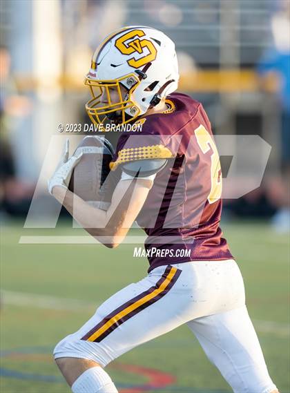 Thumbnail 2 in Royal @ Simi Valley photogallery.