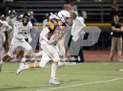 Thumbnail 2 in Royal @ Simi Valley photogallery.