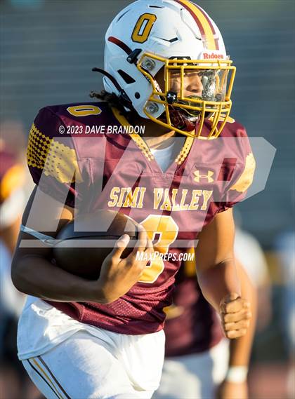Thumbnail 2 in Royal @ Simi Valley photogallery.