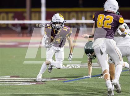 Thumbnail 2 in Royal @ Simi Valley photogallery.