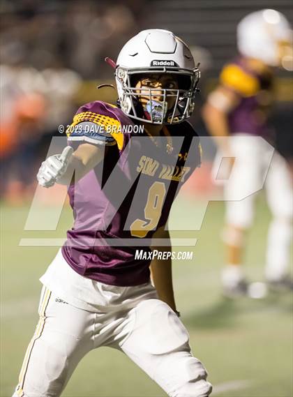Thumbnail 3 in Royal @ Simi Valley photogallery.