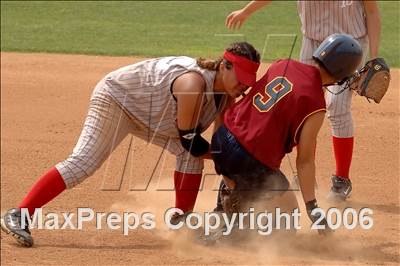Thumbnail 2 in Serra vs Cantwell Sacred Heart (D7 Section Final) photogallery.
