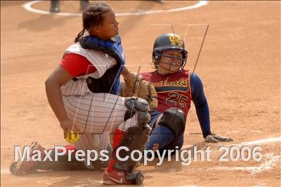 Thumbnail 2 in Serra vs Cantwell Sacred Heart (D7 Section Final) photogallery.