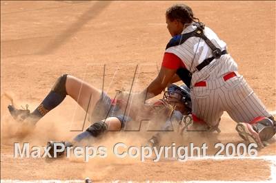 Thumbnail 3 in Serra vs Cantwell Sacred Heart (D7 Section Final) photogallery.