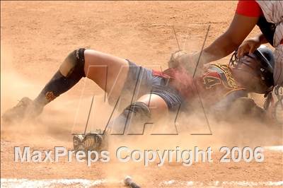 Thumbnail 2 in Serra vs Cantwell Sacred Heart (D7 Section Final) photogallery.