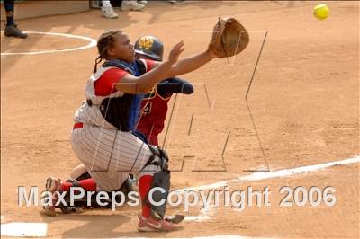 Thumbnail 3 in Serra vs Cantwell Sacred Heart (D7 Section Final) photogallery.