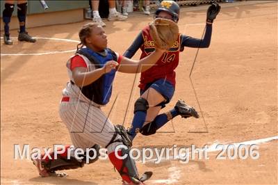 Thumbnail 1 in Serra vs Cantwell Sacred Heart (D7 Section Final) photogallery.