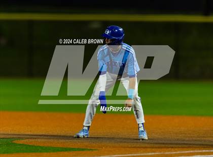 Thumbnail 3 in Dixie vs. Bear River (UHSAA 4A Bracket 1 Final) photogallery.