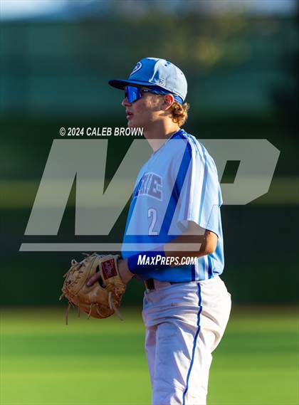 Thumbnail 2 in Dixie vs. Bear River (UHSAA 4A Bracket 1 Final) photogallery.