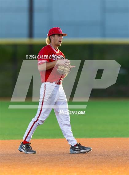 Thumbnail 3 in Dixie vs. Bear River (UHSAA 4A Bracket 1 Final) photogallery.