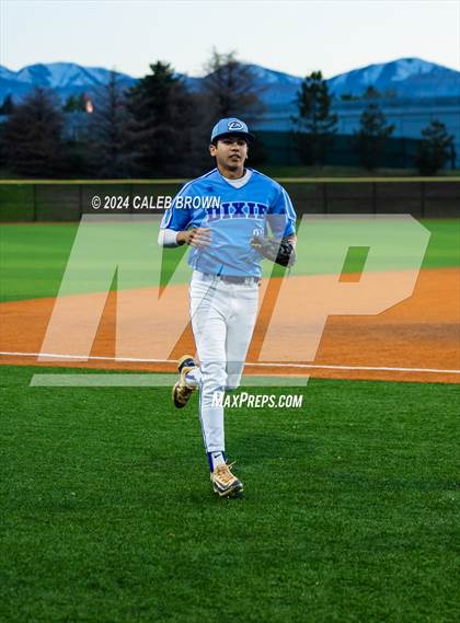 Thumbnail 1 in Dixie vs. Bear River (UHSAA 4A Bracket 1 Final) photogallery.