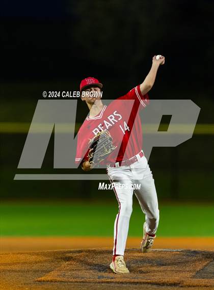 Thumbnail 3 in Dixie vs. Bear River (UHSAA 4A Bracket 1 Final) photogallery.