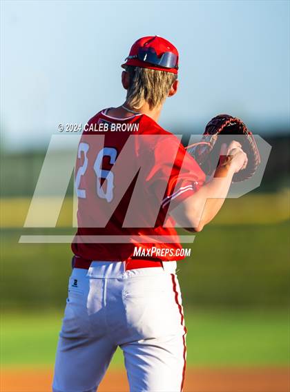 Thumbnail 2 in Dixie vs. Bear River (UHSAA 4A Bracket 1 Final) photogallery.